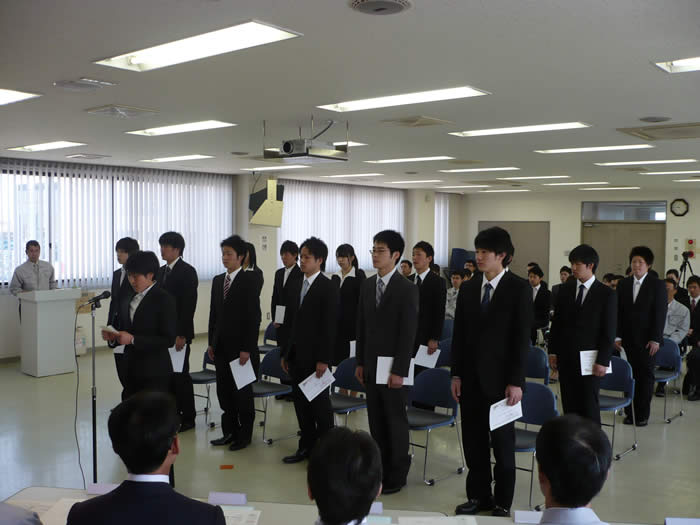 平成24年度入社式を行いました