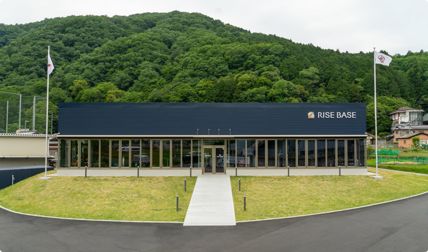 トレーニングセンター「HIRAKIN RISE BASE」