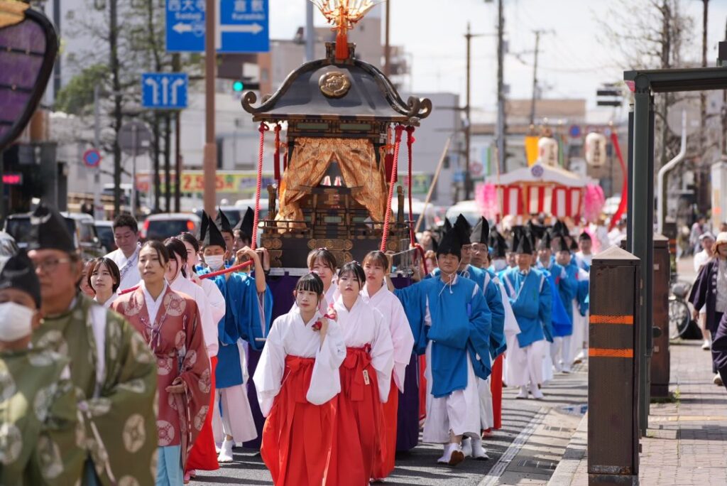 大元 宗忠神社 御神幸の慶主を務めさせていただきました | 平林金属オフィシャルサイト | MOTTAINAI ARIGATAI